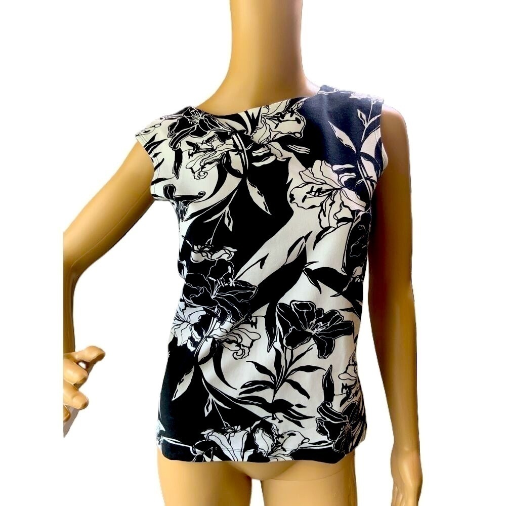 Talbots Black &‎ White Floral Asymmetric Sleeveless Blouse Size Small
